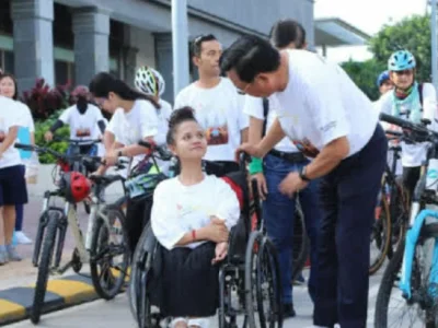洪森：将致力于提高和改善残疾人士社会福利！