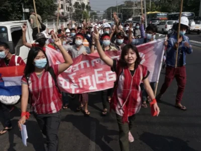 缅甸军政府处死至少七名大学生，这事都闹到联合国了