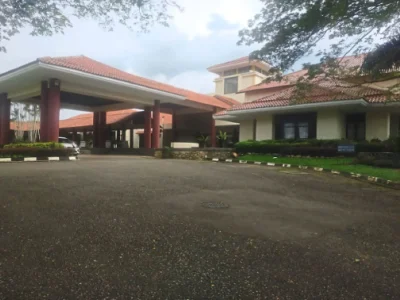 国际诈骗集团租高尔夫度假村当基地，骗取中美受害者大量资金，多名中国籍嫌犯落网！