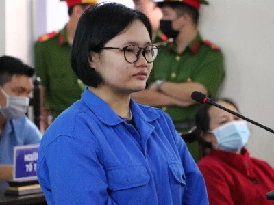 女儿压力太大投毒杀死父亲，卖毒药的店主也被判刑