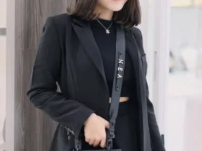 柬网红年纪轻轻便用价值数千美元的包，网友：人家是千金！
