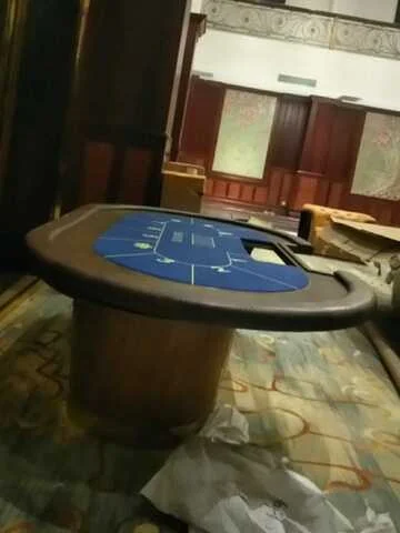 金边民众举报：中国人在酒店非法开设赌场