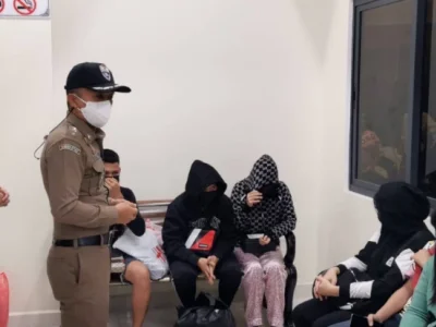 7名泰国人被中国电诈团伙骗至柬埔寨，护照被没收，每月无工资...