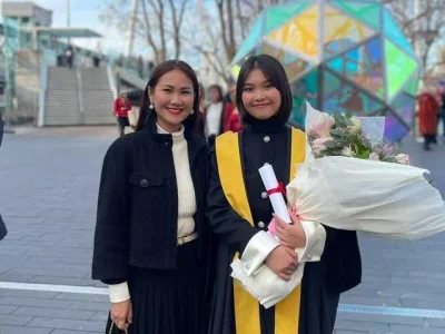 大孙女毕业，洪森总理：继续争取博士学位