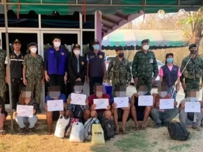 12名缅甸人偷渡泰国 遭泰国警方逮捕
