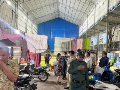 排球体育馆被举报暗藏赌博活动，金边警方带队突查！