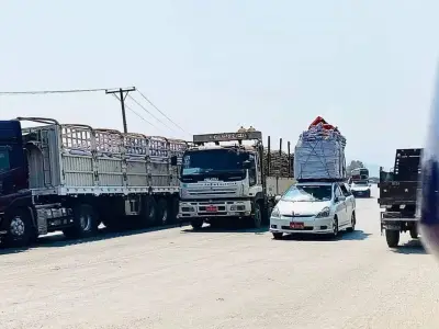 缅北热水塘检查站沿线大货车经常排长龙，还要被“恰黑钱”