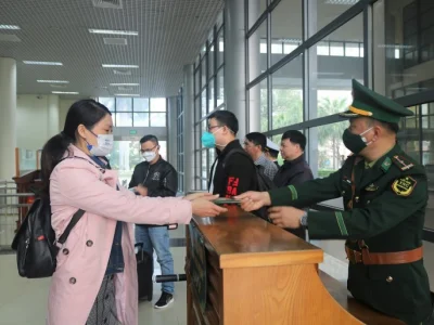 2023年初至今已有9000多人通过芒街进出