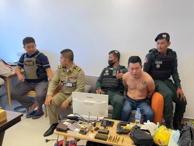 公寓内连开12枪 一名中国商人被捕