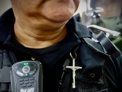 菲议员提议机场安检员佩戴人体摄像机