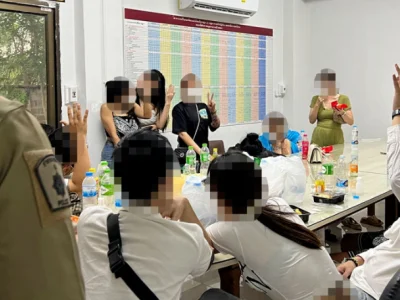 泰国KTV未经许可营业放任顾客开毒趴28人吸毒被查 勒令歇业5年