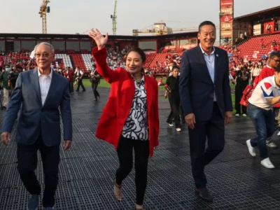 泰国下个月大选，他信女儿继续领先其他对手