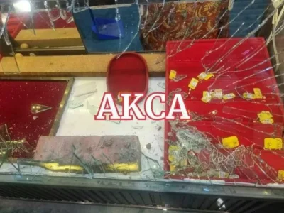 “劫匪冲进去就开枪扫射！”缅甸曼德勒金店被抢，损失数亿