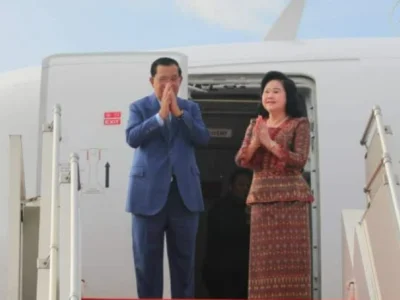 洪森与夫人已安全抵达印尼！