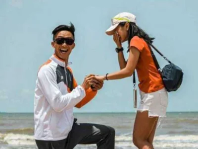 东运会获铜牌，新加坡选手向女友求婚