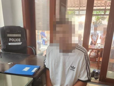 来柬当了半年电脑维修工，想辞职回国不成，男子报警求助