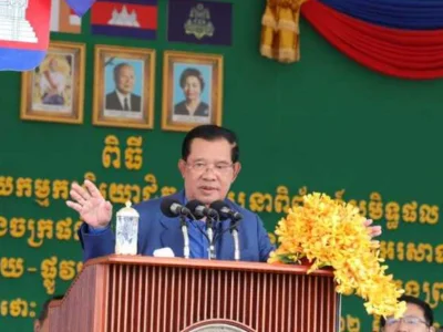 洪森首相：为怀孕女工追加现金补贴