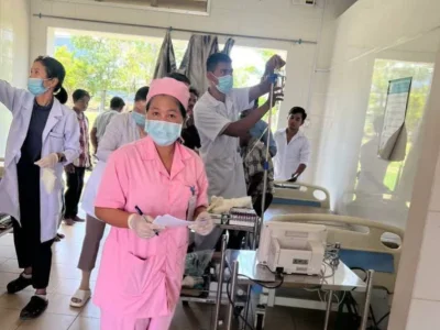 柬埔寨一葬礼，疑酒精中毒致1死及27人送医！