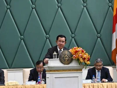 洪森首相：“基层”是人民党的基础
