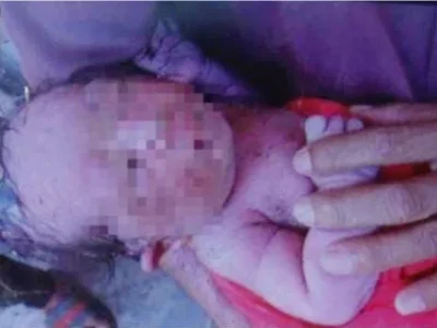 大马少女偷偷产子后担心东窗事发，谎称屋后发现新生婴儿
