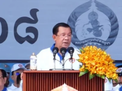 洪森：柬埔寨政府将关注农民协会的成立！