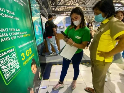几乎所有活跃手机用户已实名注册SIM卡