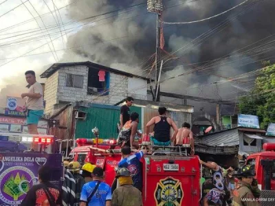 王城内住宅区大火 一度升至四级火警