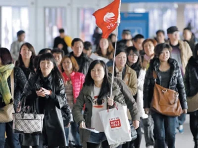 中国宣布恢复更多出境旅行团，包括主要目的地韩国和澳洲