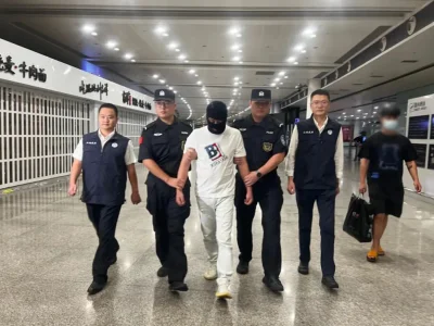 江西公安赴柬工作组回国！押解1名电诈嫌疑人回国，同时解救1人