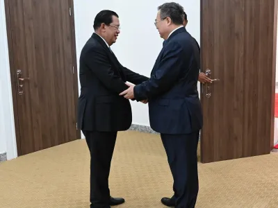 洪森亲王会见刘建超