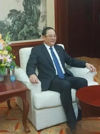 老挝总理：与中方配合打击跨境犯罪及电信诈骗