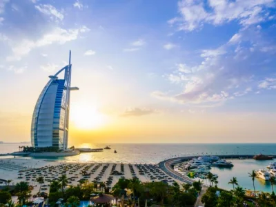 阿联酋财政部、人工智能办公室和MBRCGI开发“规则即代码”平台