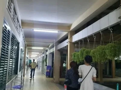 越南惊现“天价”班费，越南家长“苦不堪言”