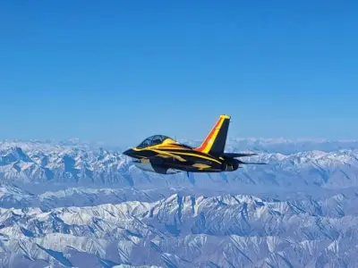 中国空军八一飞行表演队将赴迪拜参加航展