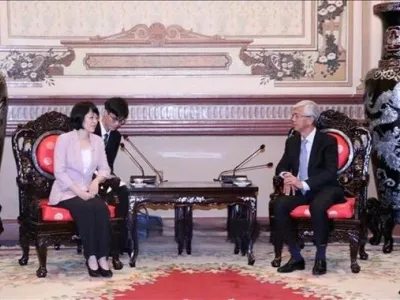 胡志明市与广西壮族自治区深度挖掘合作潜力