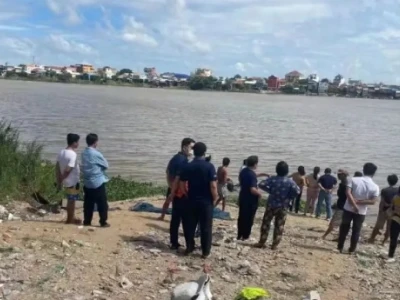 金边河边又发现一具浮尸，男扮女装？